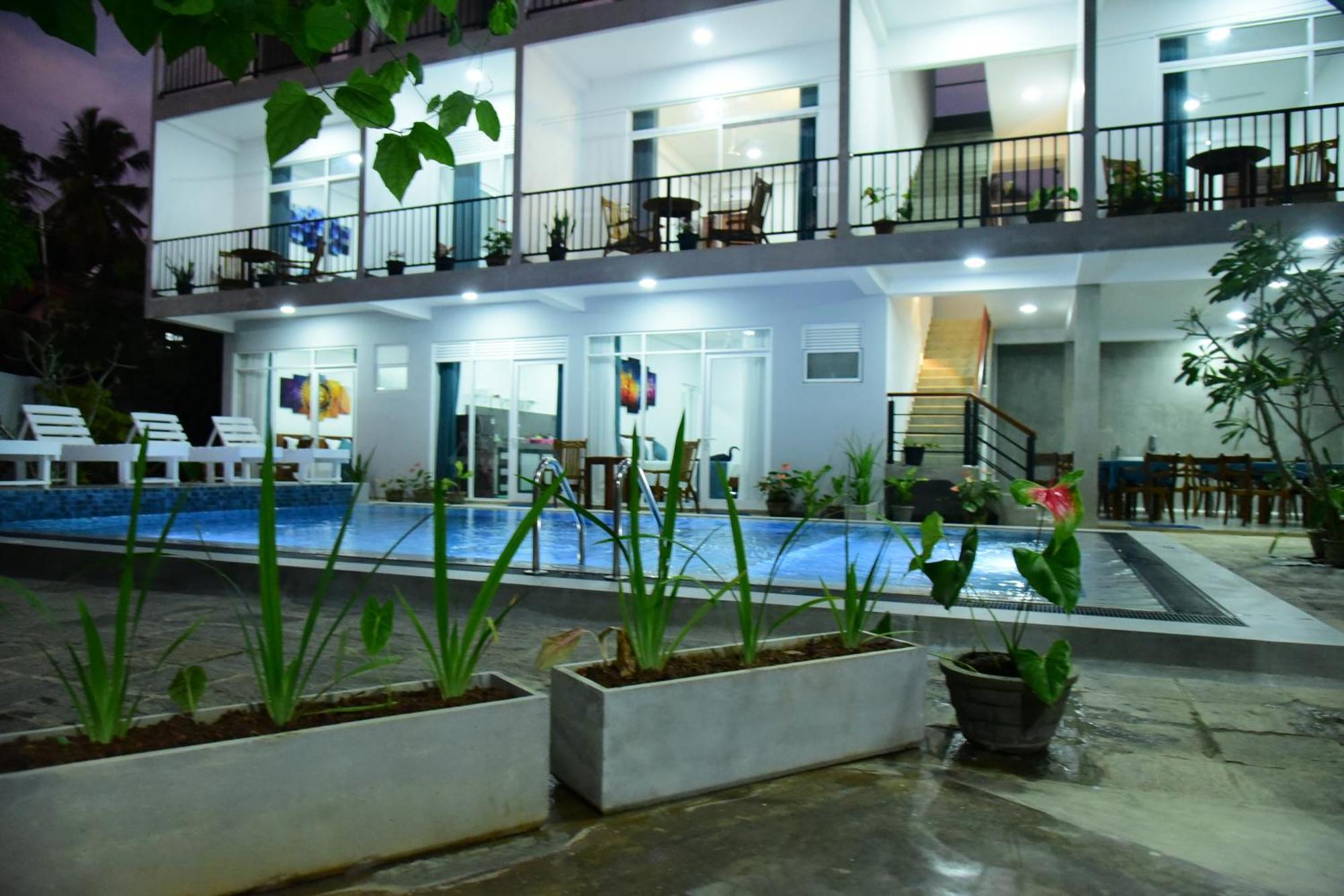 Di Sicuro Tourist Inn 히카두와 외부 사진