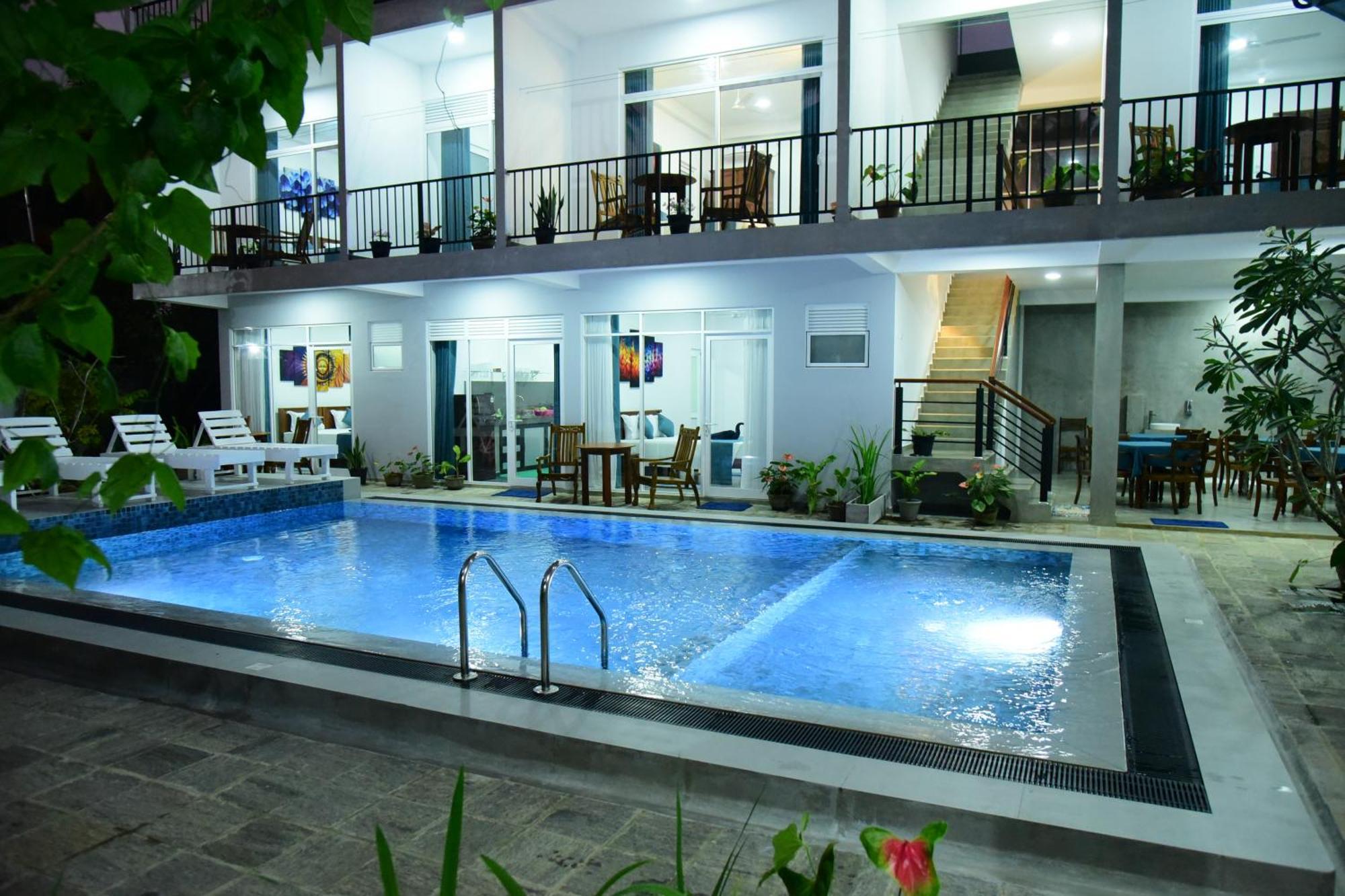 Di Sicuro Tourist Inn 히카두와 외부 사진