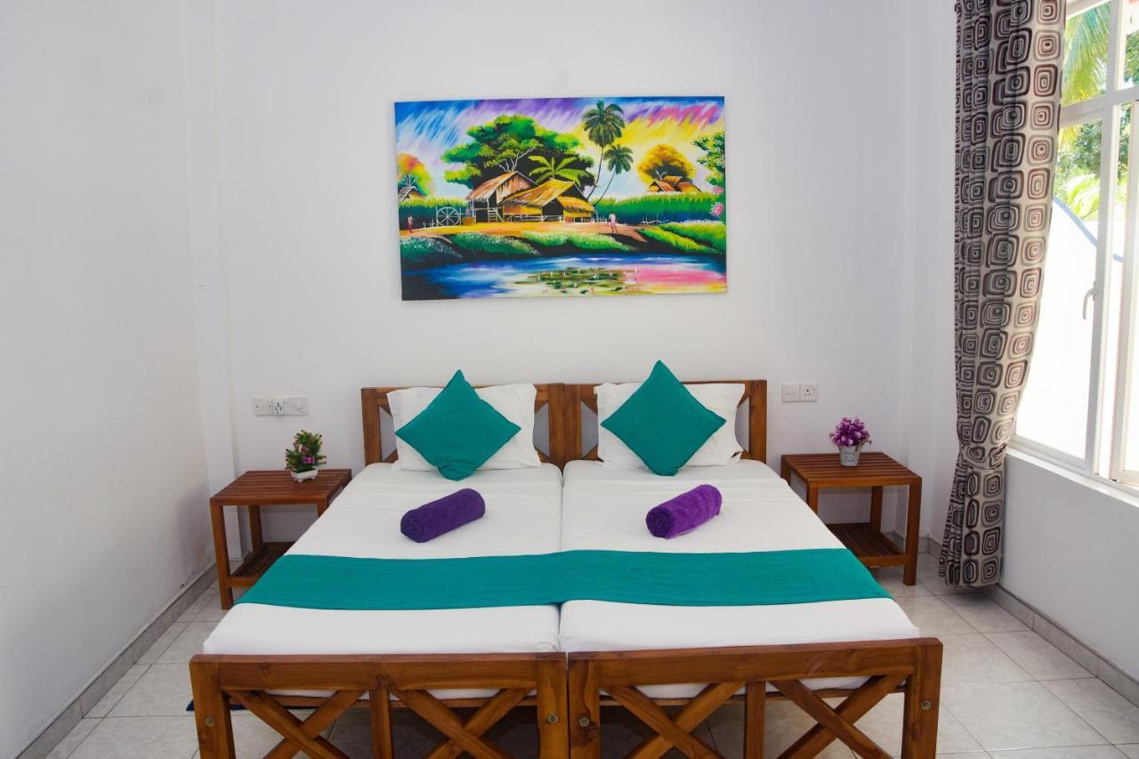 Di Sicuro Tourist Inn 히카두와 외부 사진